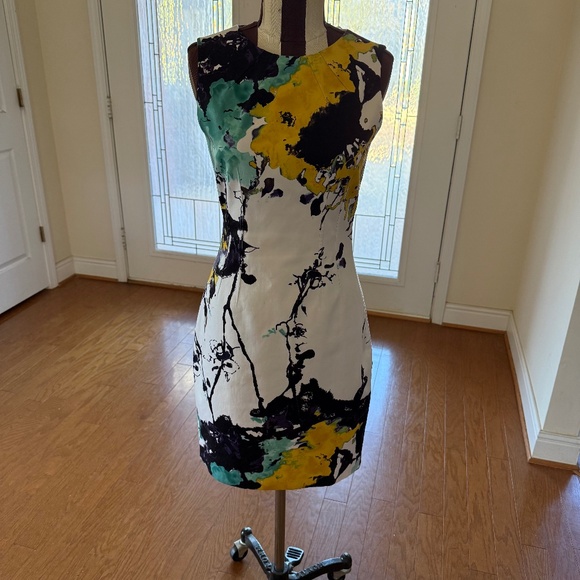 Tahari Sleeveless Multicolor Sheath Cocktail Dress Party Career Women's Size 4 - Picture 1 of 11